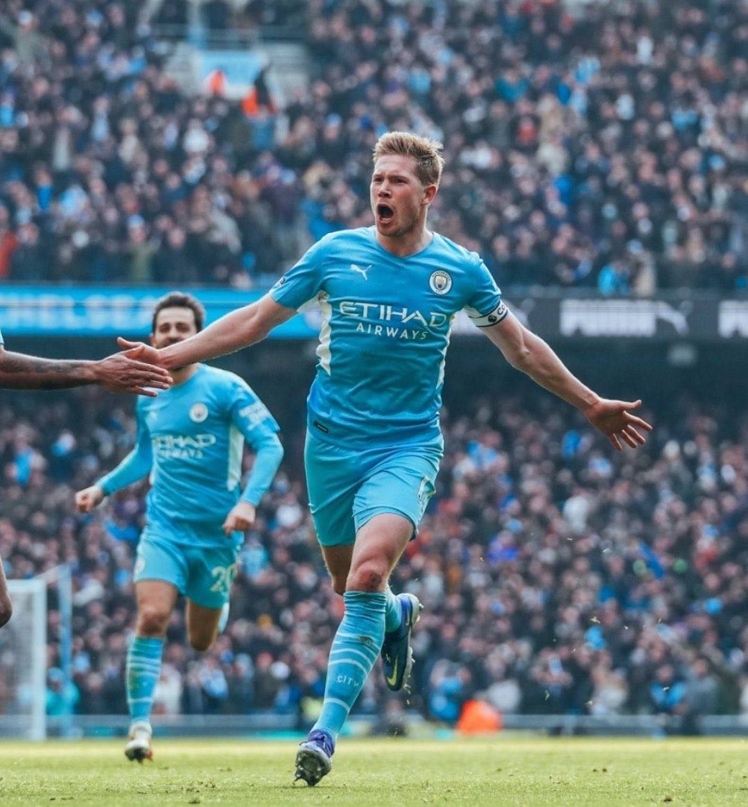 葡萄牙世预赛出线后，C罗晒出没有自己的全队庆祝大合照