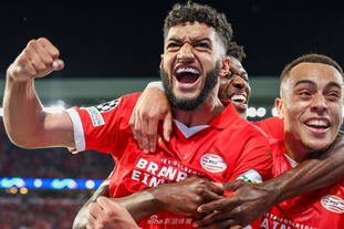 K联赛球队浦项铁人官方社媒账号发布公告称，球队中...