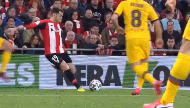 美因茨2-1逆转佛罗伦萨，李在城补时绝杀，霍勒巴赫破门