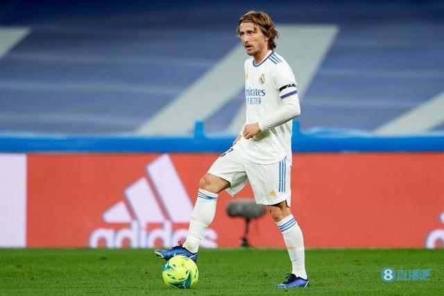 米体：莫拉塔妻子被发现已不再佩戴婚戒，二人感情陷入危机