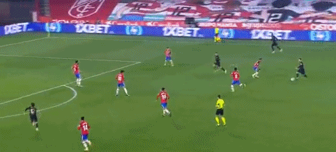 💡早报：利物浦曼城双双折戟，巴萨拜仁收获大胜